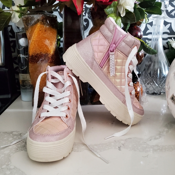 Skechers GIRLS' Elevated big kids size 2.5 - Picture 2 of 10